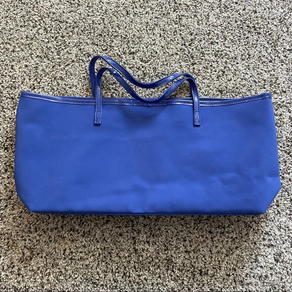 NWOT cosmetic bag
